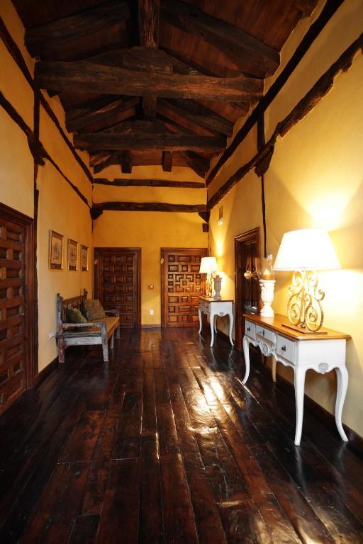 Hotel Casona De Quintana Quintana  エクステリア 写真